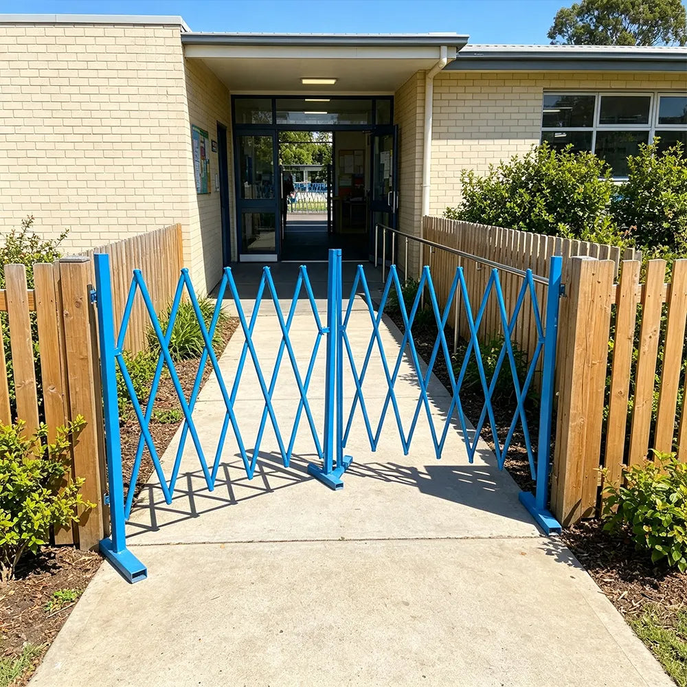 GROVIA Retractable Safety Barrier Fence 1.2m Height x 2.5m Expandable Steel Folding Gate for Factory Construction Area - Blue