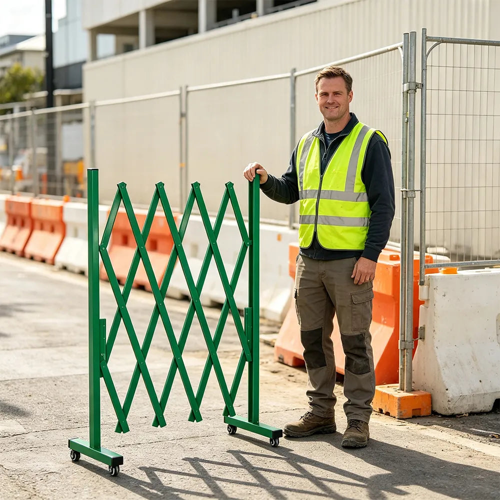 GROVIA Retractable Safety Barrier Fence 1.5m Height x 2m Expandable Steel Folding Gate for Factory Construction Area - Green