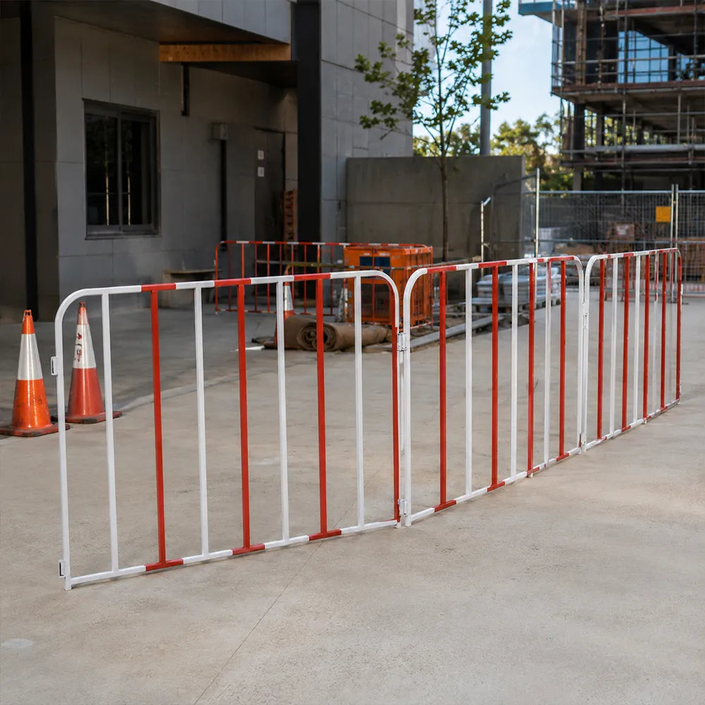 GROVIA Portable Safety Barrier 102cm Height x 100cm Length Temporary Fence Panel Set of 2 for Construction Site Crowd Control - Red & White
