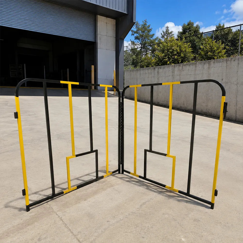 GROVIA Portable Safety Barrier 102cm Height x 100cm Length Temporary Fence Panel Set of 2 for Construction Site Crowd Control - Black & Yellow