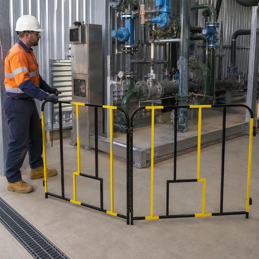 GROVIA Portable Safety Barrier 102cm Height x 100cm Length Temporary Fence Panel Set of 2 for Construction Site Crowd Control - Black & Yellow