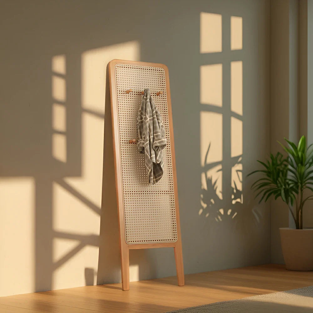 LIVARA Single Room Panel Bamboo Rattan Woven Freestanding with Divider Hooks