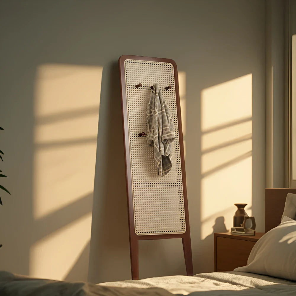 LIVARA Single Room Panel Bamboo Rattan Woven Freestanding with Divider Hooks