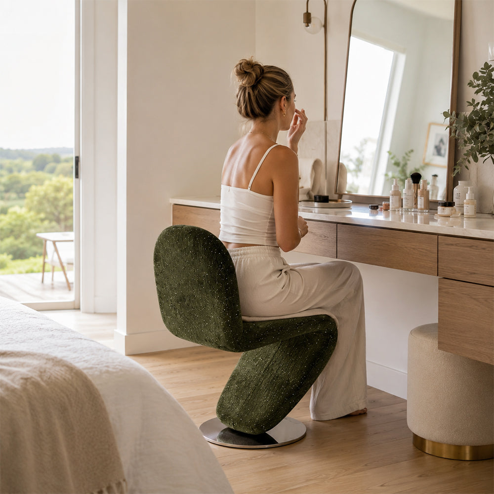 LIVARA Accent Chair - Sculptural S-Curve Design with Soft Fabric Upholstery and Stainless Steel Base, Modern Swivel Lounge Chair for Living Room & Dining Room - Green