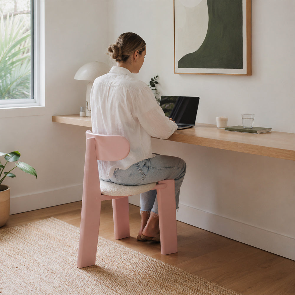 LIVARA Dining Chair - Soft Sherpa Cushion with Rubber Wood Frame, Modern Accent Chair for Dining Room Bedroom & Home Office - Pink
