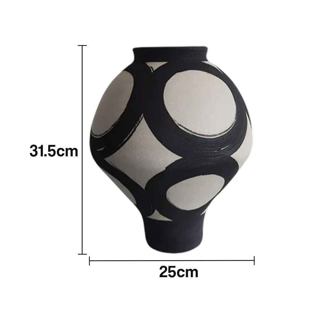 LIVARA Ceramic Vase Ornament Matte Ceramic Stable Glaze Structure Designed for Long-Term Display