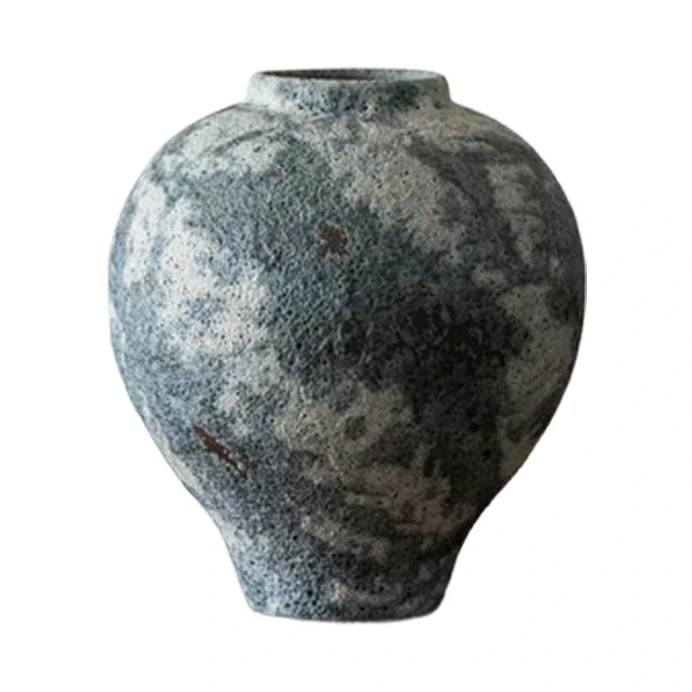 LIVARA Ceramic Vase Decor Display Artistic Design Matte Ceramic Moon-Shaped Handcrafted