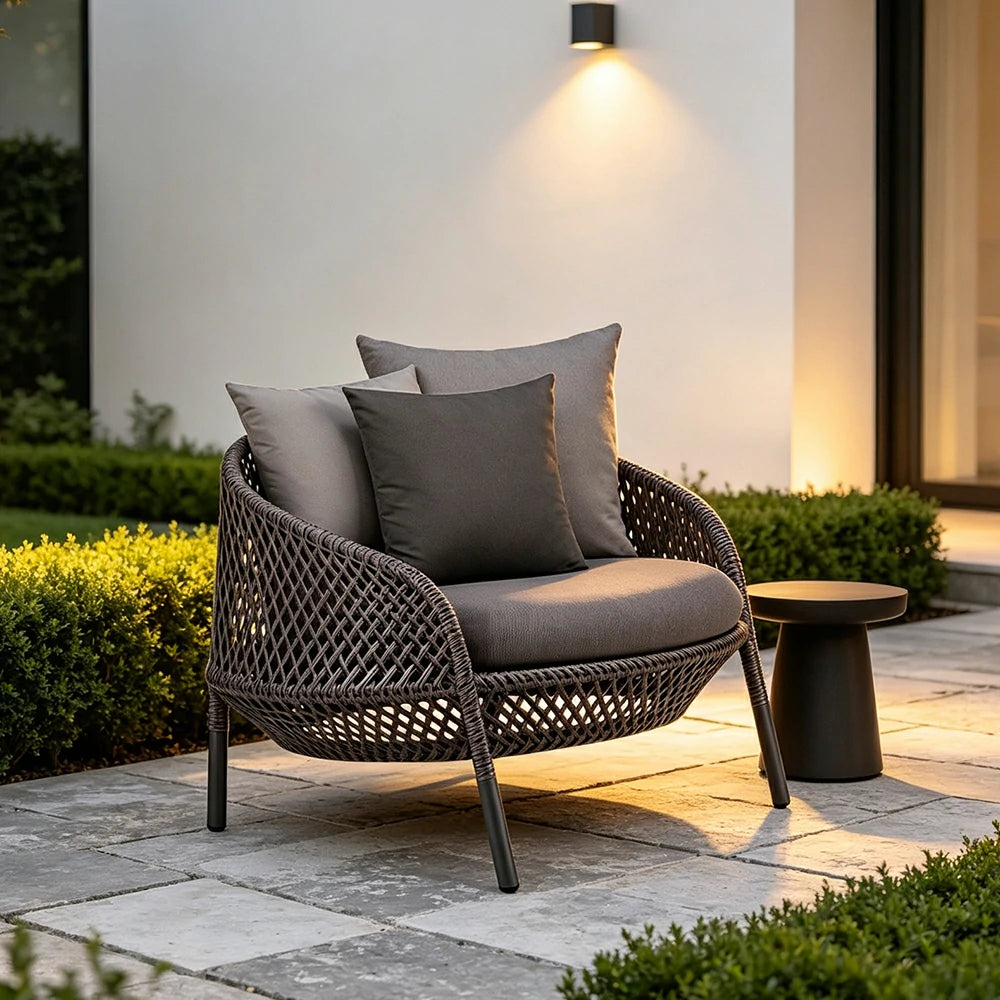 SOLARA Nordic Outdoor Rattan Lounge Chair PE Rattan Thickened Aluminium Frame for Patio Balcony Garden - Black