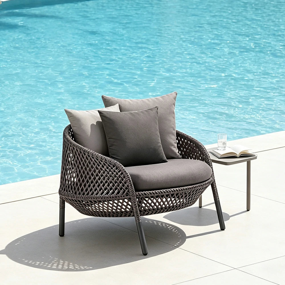 SOLARA Nordic Outdoor Rattan Lounge Chair PE Rattan Thickened Aluminium Frame for Patio Balcony Garden - Black