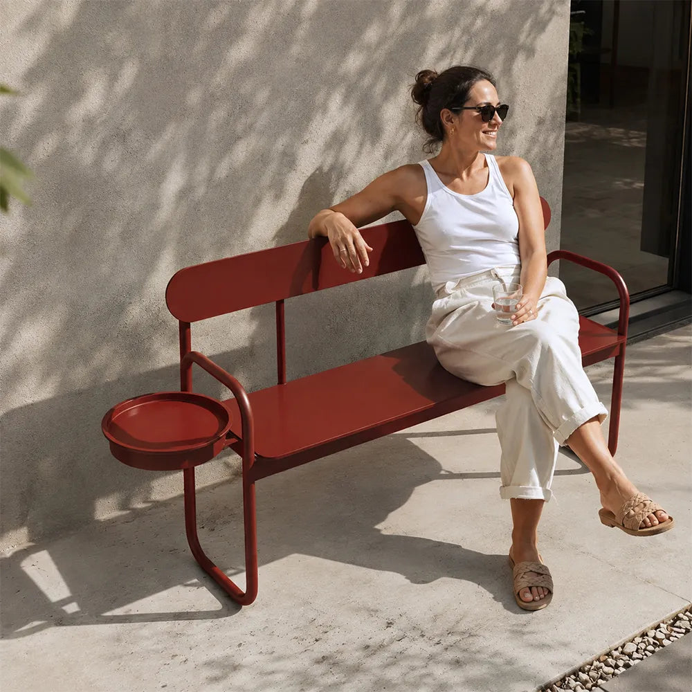 SOLARA Outdoor Leisure Bench Reinforced Metal Structure Easy Maintenance 140/160cm for Balcony Garden Area - Red