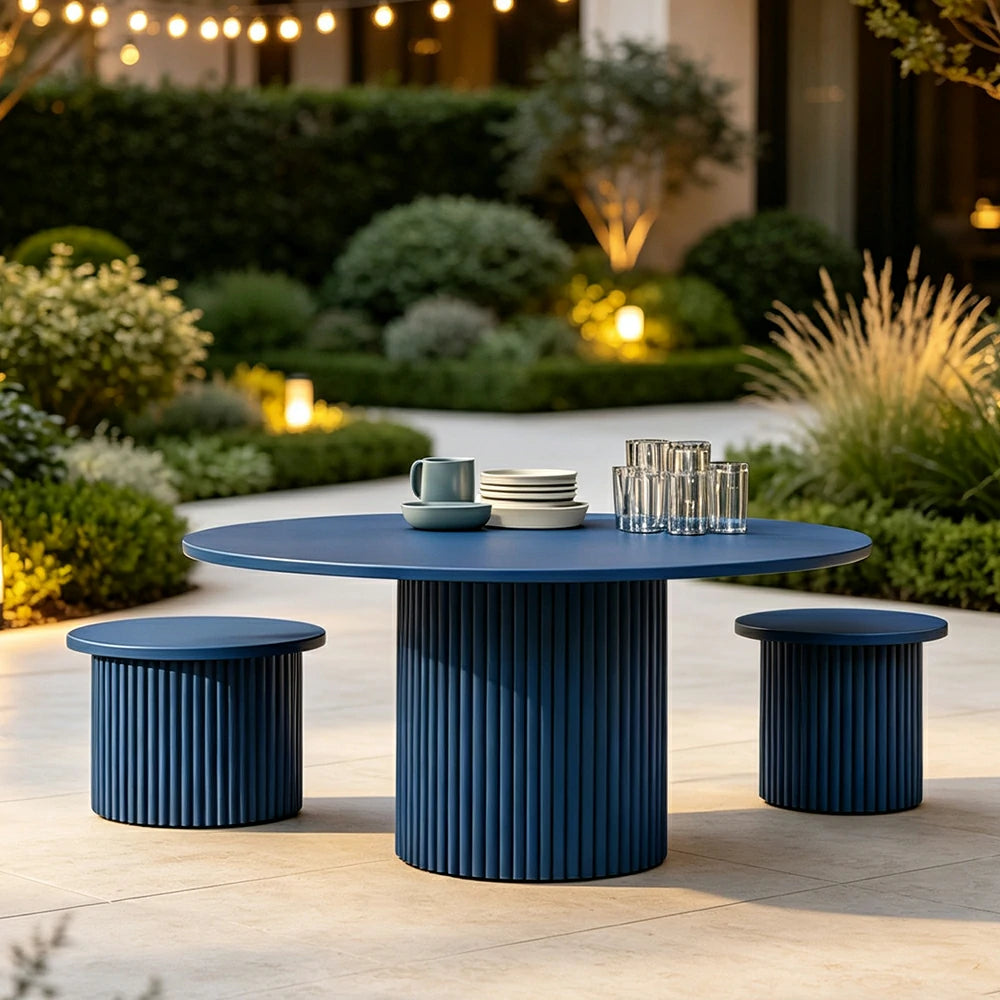 SOLARA Outdoor Leisure Bench Minimalist Iron Design Weather Resistant Seating for Garden Patio Park Commercial Spaces