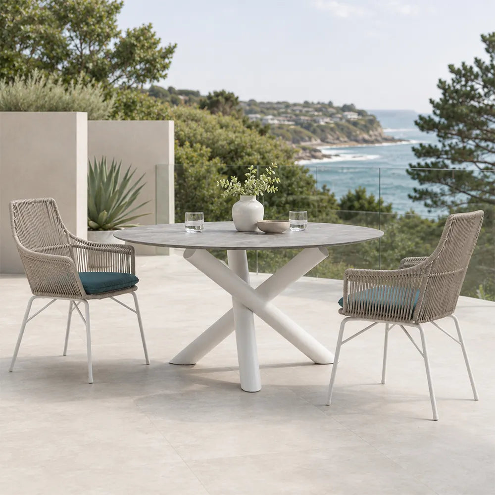 SOLARA Outdoor Bistro Set - Round Table with 2 Woven Chairs Aluminium Alloy Frame High Temperature Coating Patio Furniture - White