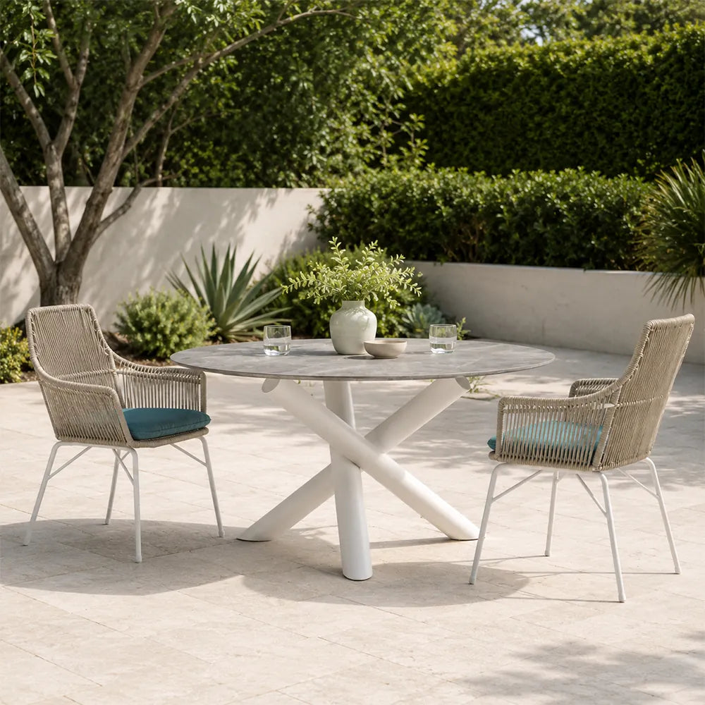 SOLARA Outdoor Bistro Set - Round Table with 2 Woven Chairs Aluminium Alloy Frame High Temperature Coating Patio Furniture - White