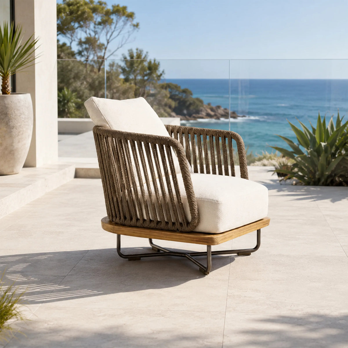 SOLARA Nordic Outdoor Single Sofa - Ash Wood Frame Handwoven Rattan - 80x80x82cm - Patio Balcony Garden - Natural