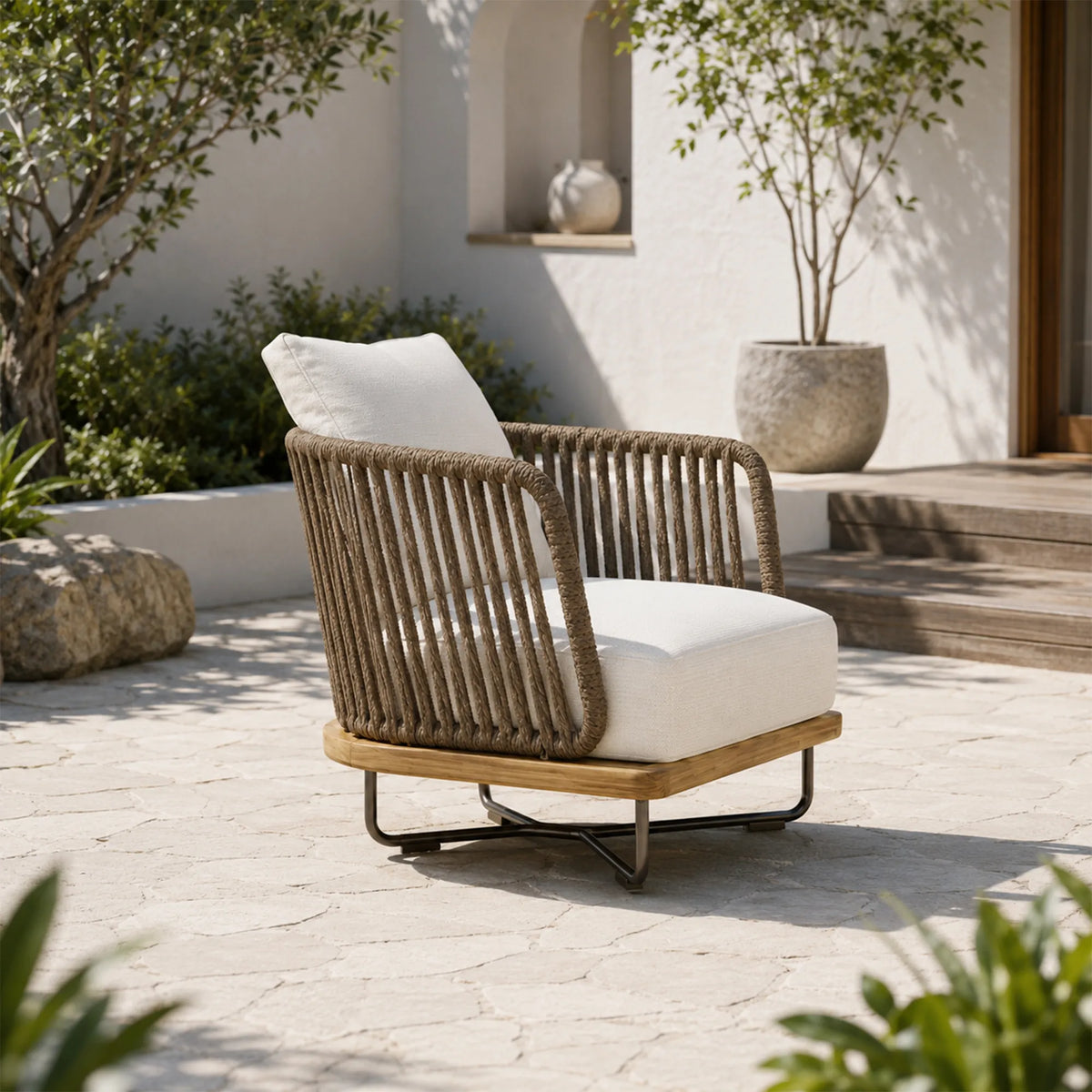 SOLARA Nordic Outdoor Single Sofa - Ash Wood Frame Handwoven Rattan - 80x80x82cm - Patio Balcony Garden - Natural