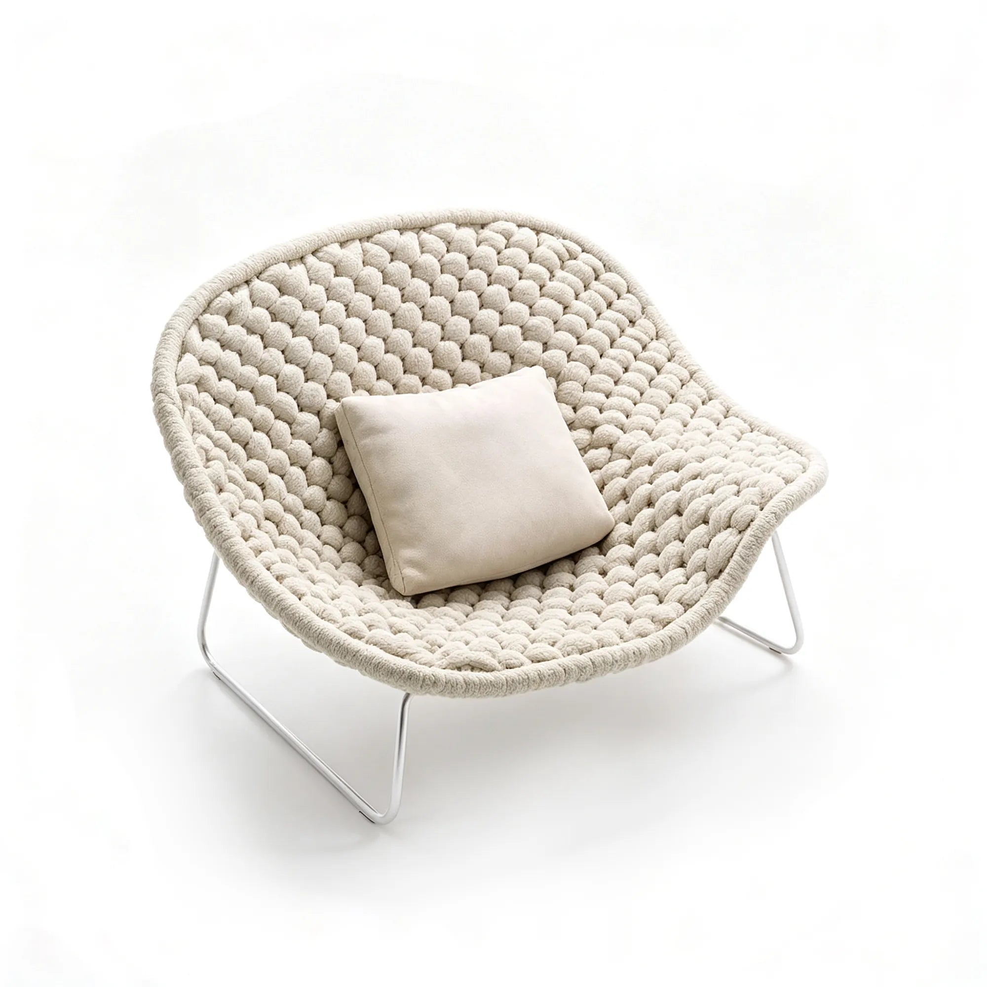 SOLARA Modern Outdoor Lounge Chair - Handwoven Rope - Metal Frame - Round Patio Garden Accent Chair - Off White