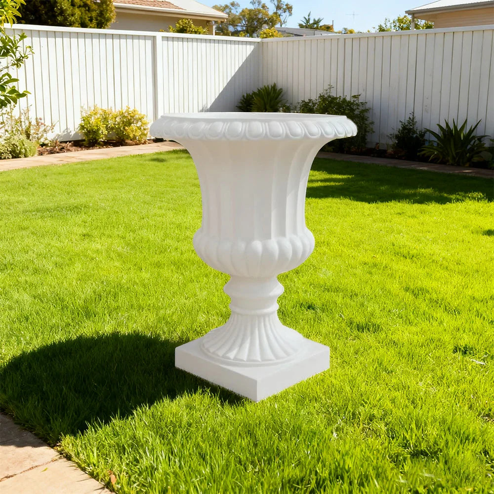SOLARA Outdoor Pot UV-Resistant Waterproof Durable Resin Fiberglass Sandstone Sleek Modern Design - White