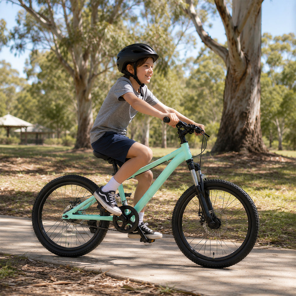 VOLTUS 24 Inch Youth Mountain Bike with 7-Speed Gear System, Disc Brake and Suspension Fork for Outdoor Riding - Green